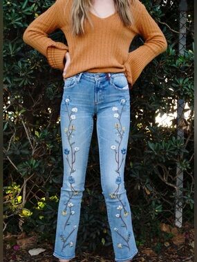 Driftwood Kelly Floral Embroidered Jeans